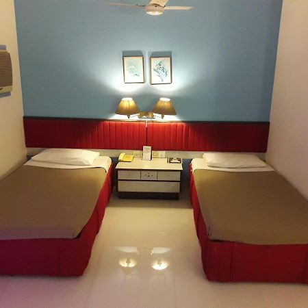 Hotel Bluehill Bhavnagar Dış mekan fotoğraf
