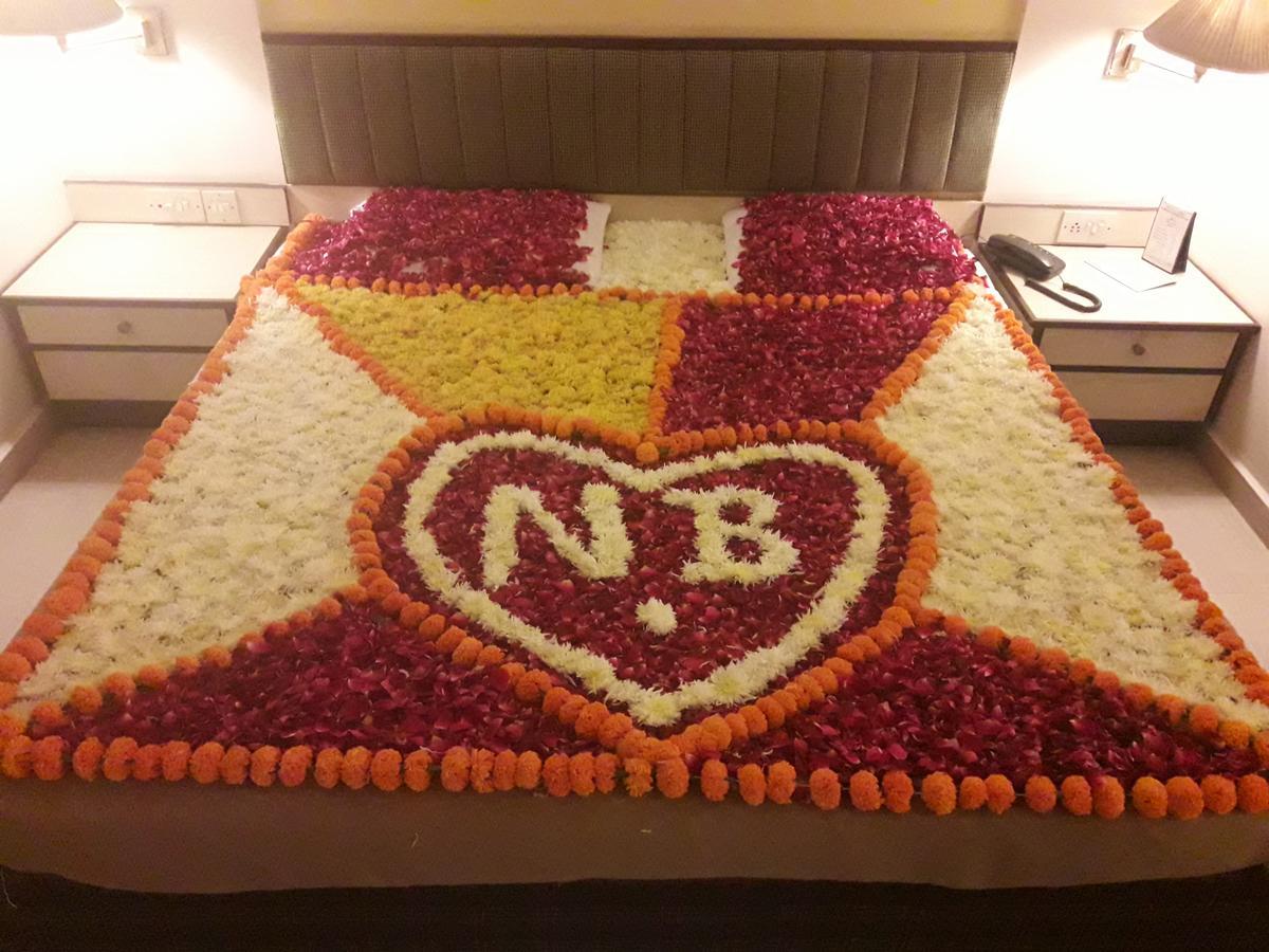 Hotel Bluehill Bhavnagar Dış mekan fotoğraf